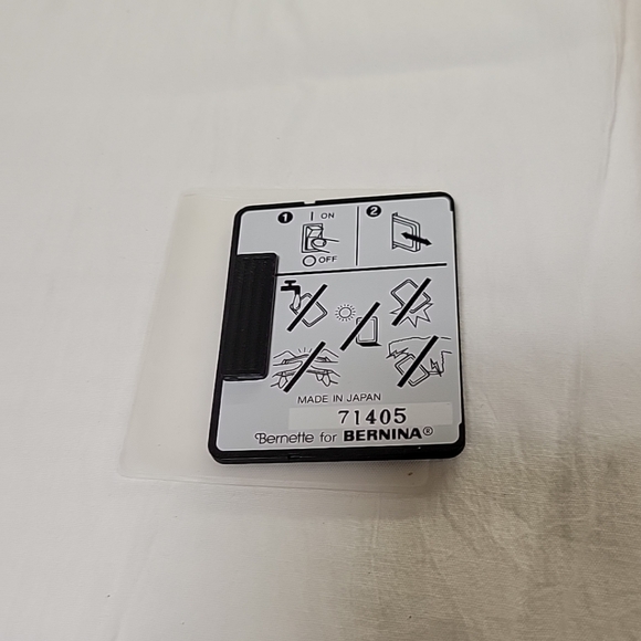 Studio Bernina Bernette Collection No. 102 Embroidery Card. UNTESTED - Picture 4 of 11